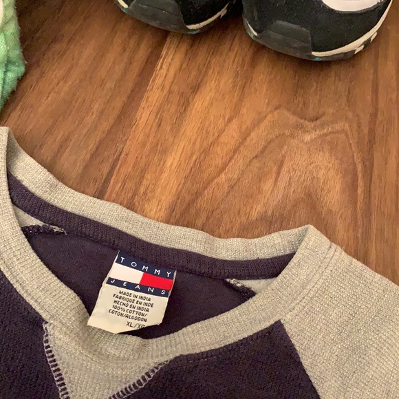 VTG 90s Tommy Jeans Multi Colour Long Sleeve - Picture 4 of 4